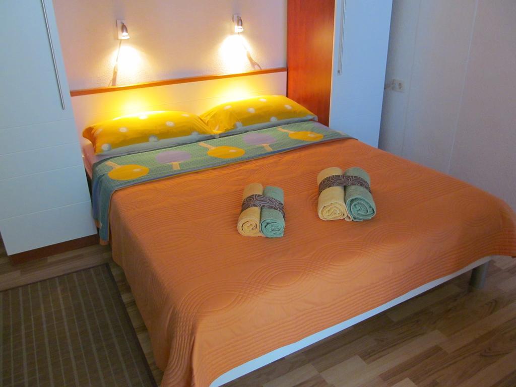 Apartment Danese Promajna Habitación foto